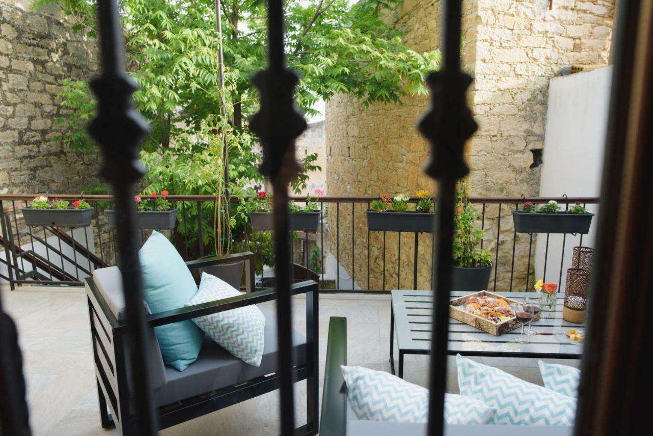 Serenity Boutique House Vouni Luaran gambar