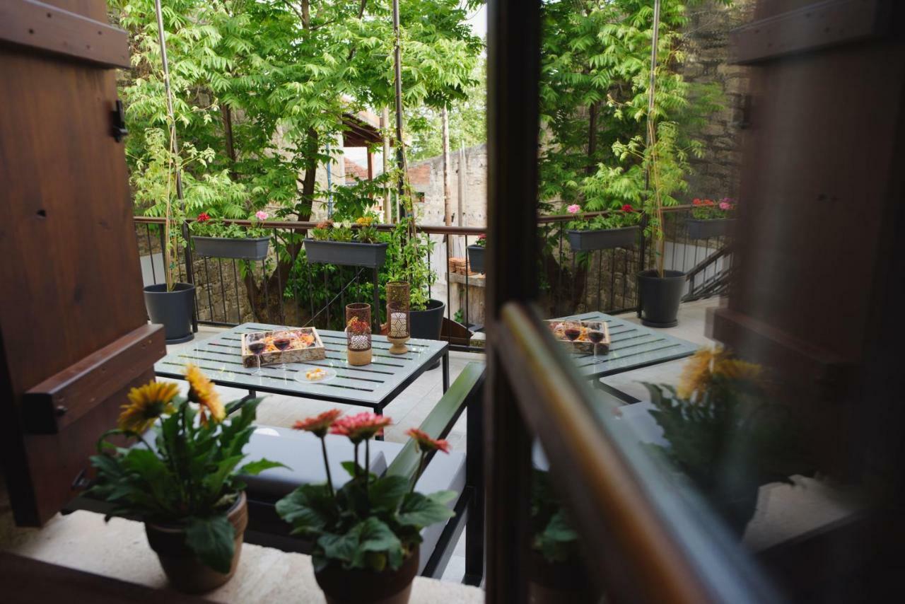 Serenity Boutique House Vouni Luaran gambar