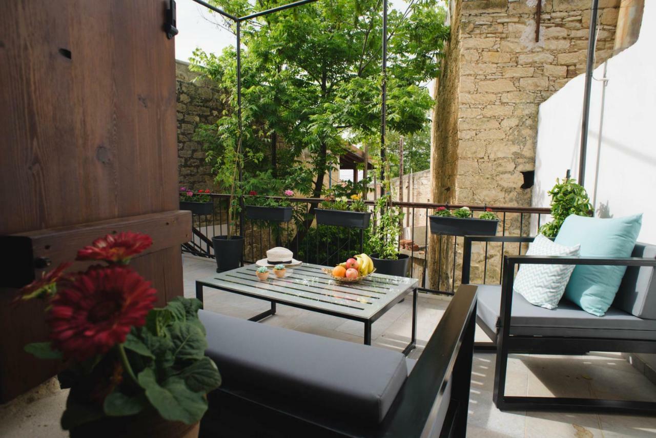 Serenity Boutique House Vouni Luaran gambar